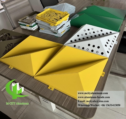Triangle 3D Metal Wall Cladding Aluminum Screen Facade System